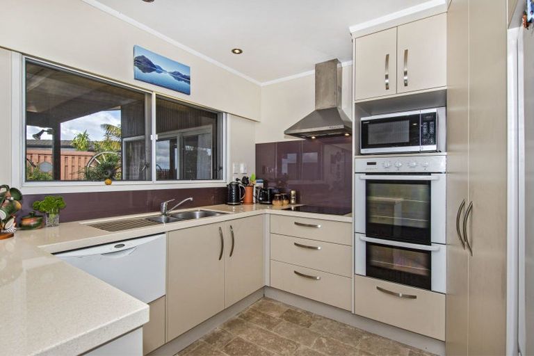 Photo of property in 4 Rugby Place, Te Kamo, Whangarei, 0112