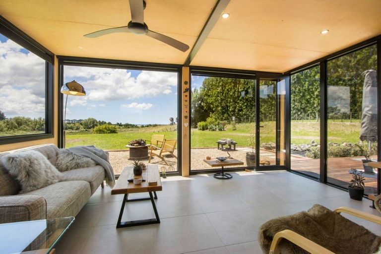 Photo of property in 115 Matahui Road, Aongatete, 3181