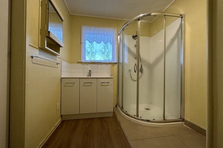 Photo of property in 50 Te Irirangi Drive, Clover Park, Auckland, 2019