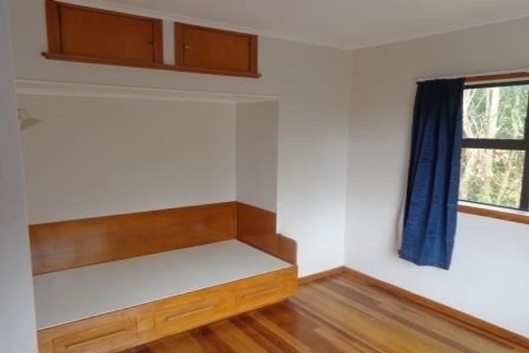 Photo of property in 129 Rathgar Road, Henderson, Auckland, 0610