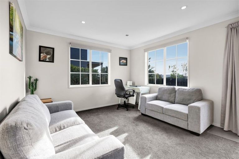 Photo of property in 12a Nadine Stanton Drive, Bell Block, New Plymouth, 4312