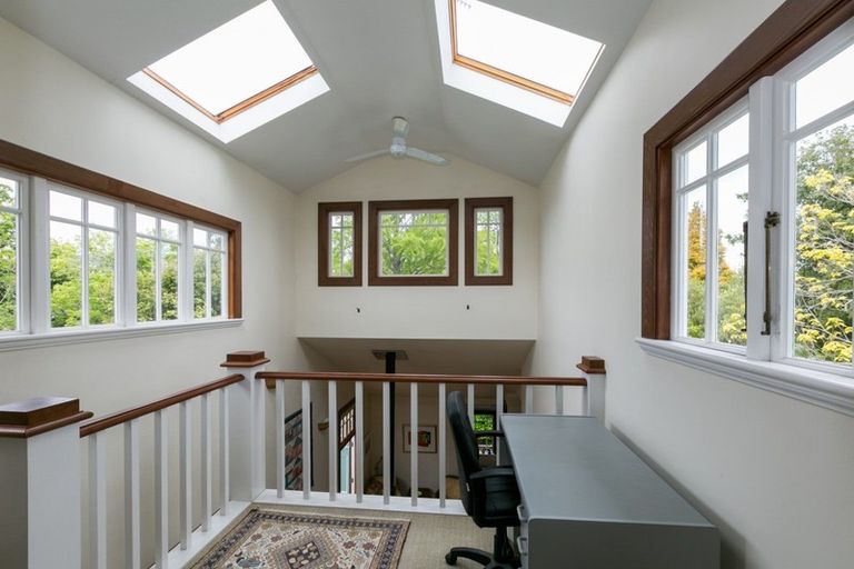 Photo of property in 38 Selwyn Road, Havelock North, 4130