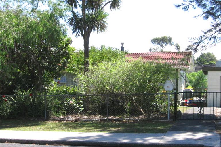 Photo of property in 63 Awaruku Road, Torbay, Auckland, 0630