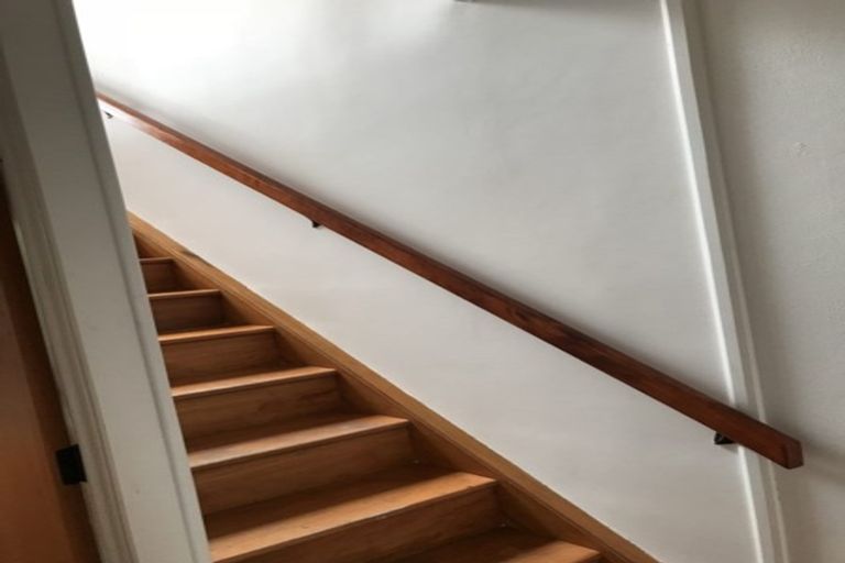 Photo of property in 1/25 Inverness Road, Browns Bay, Auckland, 0630