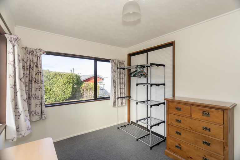 Photo of property in 19 Burnett Street, Kakanui, Oamaru, 9495
