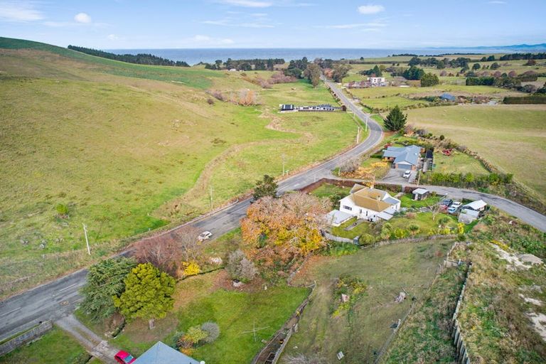 Photo of property in 64 Beach Road, South Hill, Oamaru, 9400