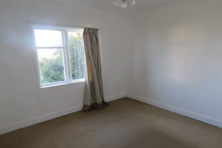 Photo of property in 122 Mcmurdo Street, Tinwald, Ashburton, 7700