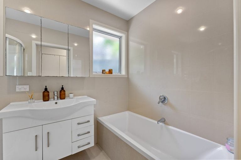 Photo of property in 3 Orion Place, Hillcrest, Auckland, 0627