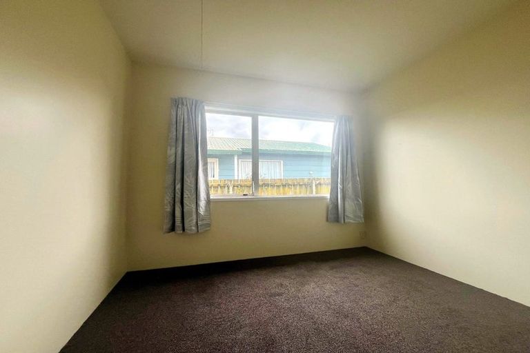 Photo of property in 29 Barneys Farm Road, Clendon Park, Auckland, 2103