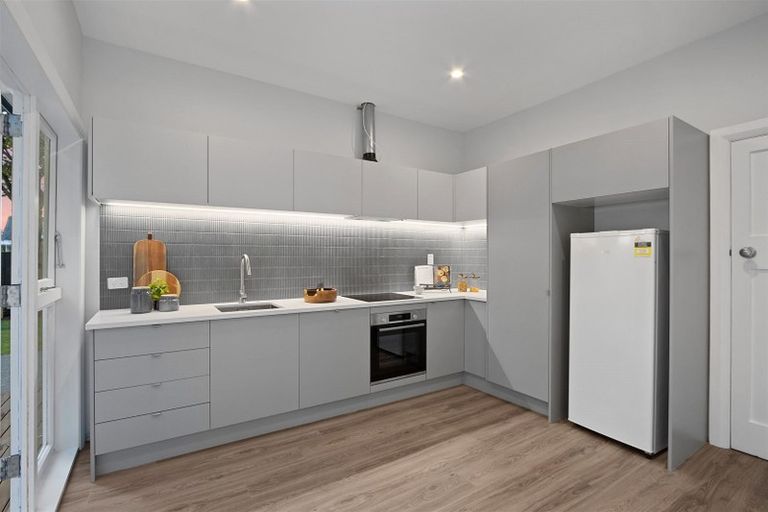 Photo of property in 164 Opawa Road, Hillsborough, Christchurch, 8022