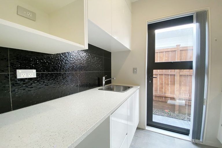 Photo of property in 31 Carrickdawson Drive, Flat Bush, Auckland, 2019