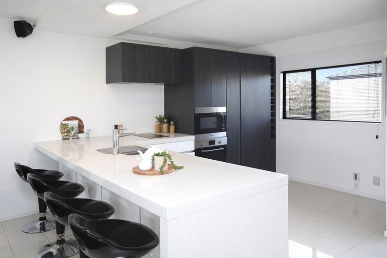 Photo of property in 1/89 Brockworth Place, Riccarton, Christchurch, 8011