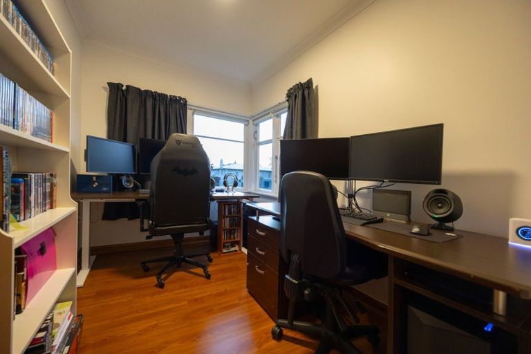 Photo of property in 22 Windsor Street, Terrace End, Palmerston North, 4410