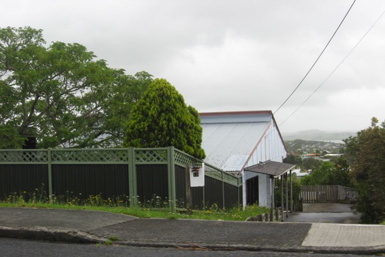 Photo of property in 18 Commins Road, Onerahi, Whangarei, 0110