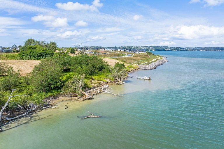 Photo of property in 16a Scott Road, Hobsonville, Auckland, 0616