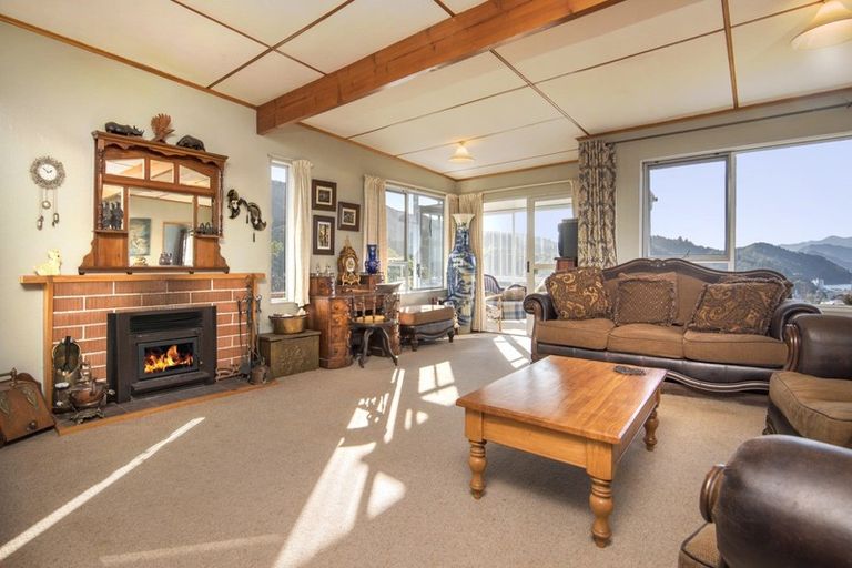 Photo of property in 29 Dorset Street, Picton, 7220