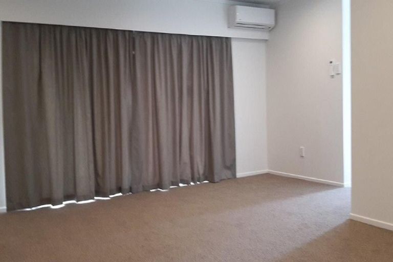 Photo of property in 118a Middleton Road, Churton Park, Wellington, 6037