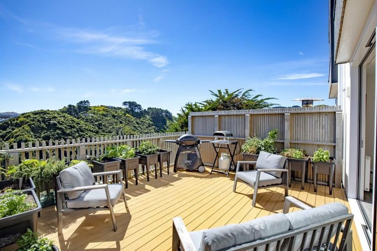 Photo of property in 13/6u Bushland Grove, Paparangi, Wellington, 6037