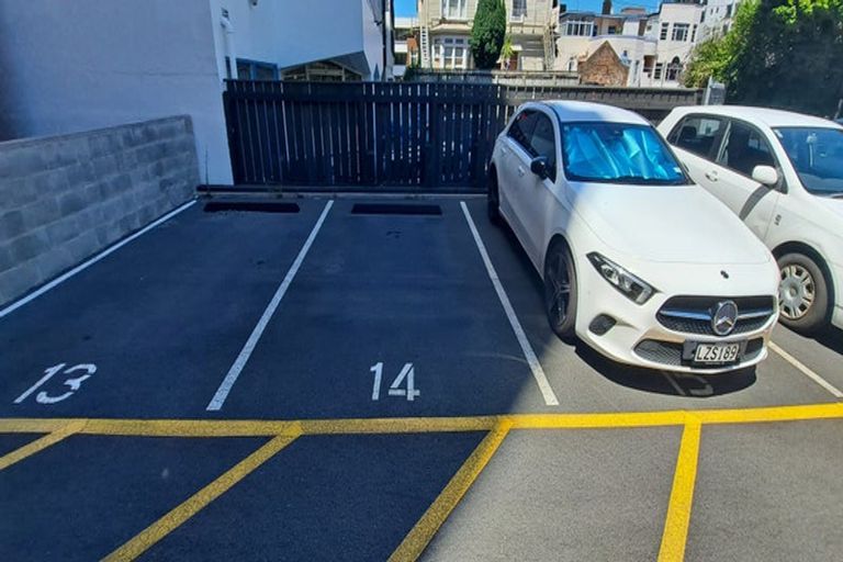 Photo of property in Frame Apartments, 904/111u Molesworth Street, Thorndon, Wellington, 6011