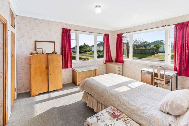 Photo of property in 27 Graham Street, Levin, 5510