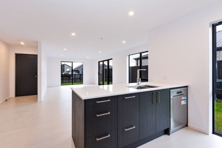 Photo of property in 54 Bill Hammond Drive, Belfast, Christchurch, 8051