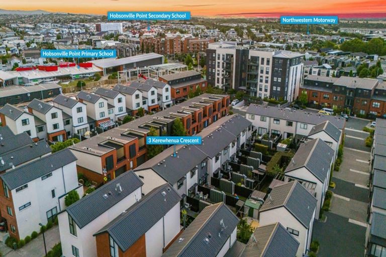 Photo of property in 3 Kerewhenua Crescent, Hobsonville, Auckland, 0616