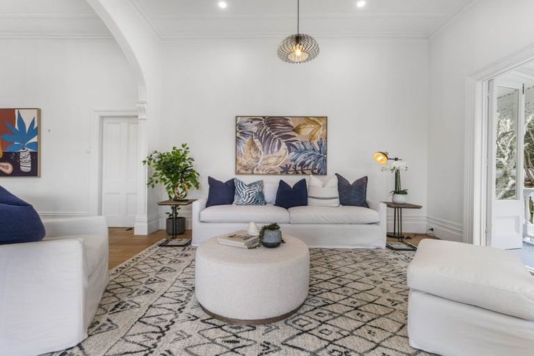 Photo of property in 25 Princes Street, Northcote Point, Auckland, 0627