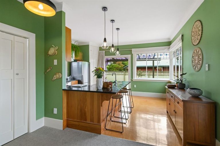 Photo of property in 173 Centaurus Road, Saint Martins, Christchurch, 8022