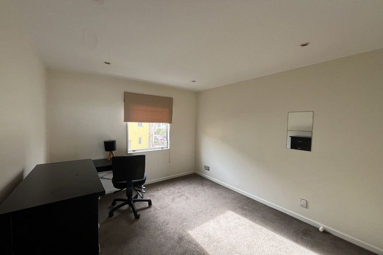 Photo of property in Marrakech Cafe, 19/305 Evans Bay Parade, Hataitai, Wellington, 6021