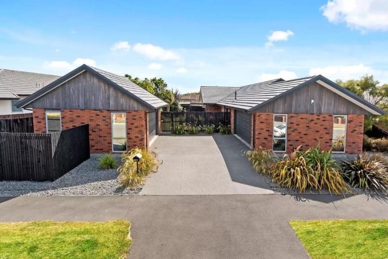 Photo of property in 79 Vivian Street, Burwood, Christchurch, 8083