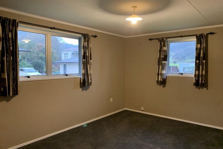 Photo of property in 34 Ongo Road, Hunterville, 4730