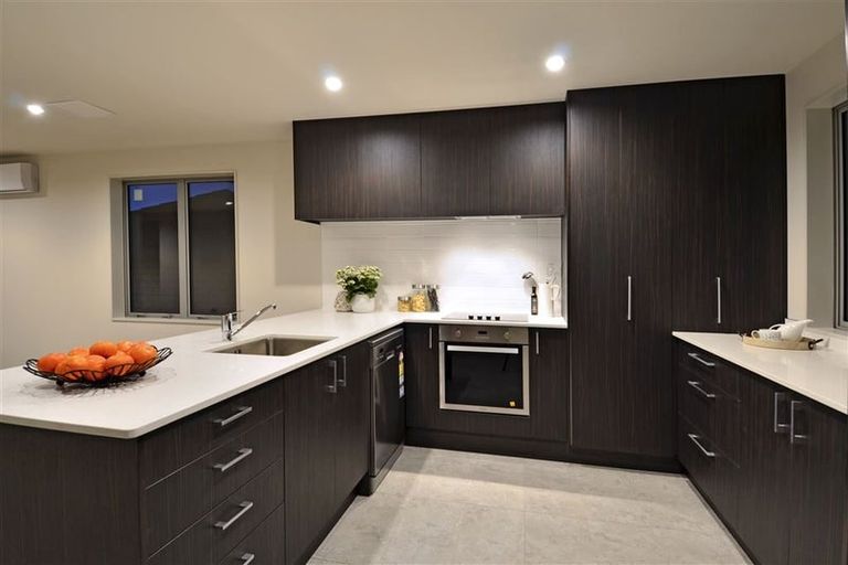 Photo of property in 182 Sunset Road, Unsworth Heights, Auckland, 0632
