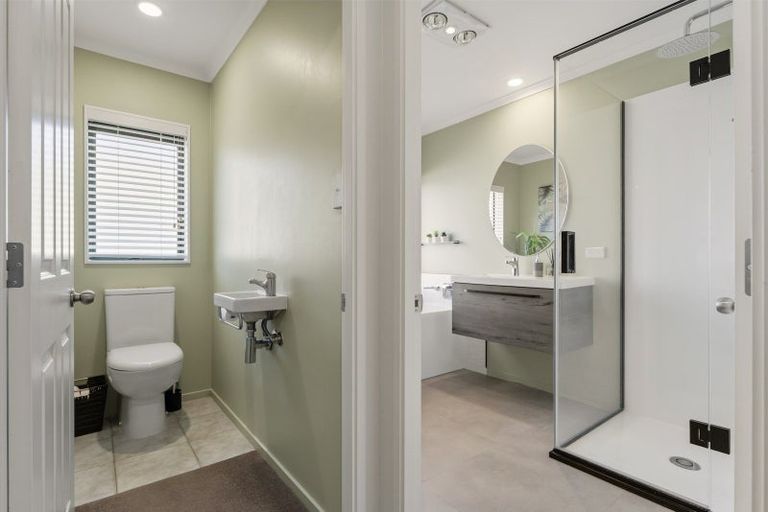Photo of property in 5 Mahonia Place, Pyes Pa, Tauranga, 3112