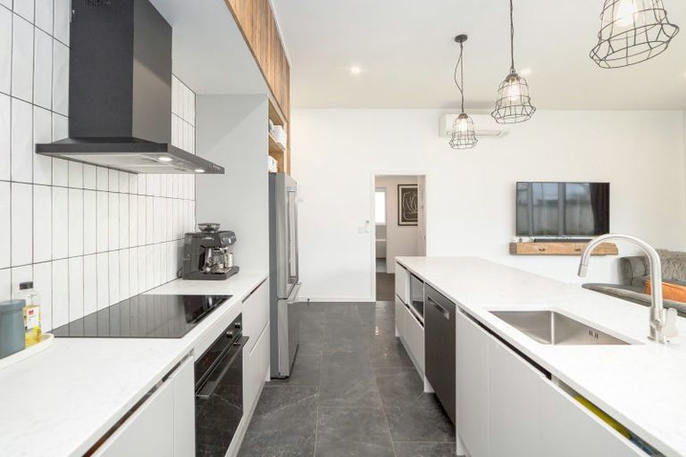 Photo of property in 160 Main Street, Greytown, 5712