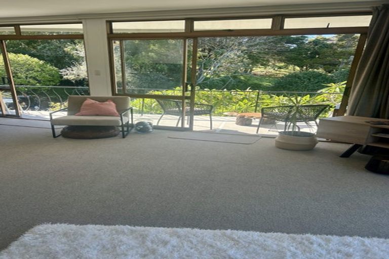 Photo of property in 2/59 Maxwelton Drive, Mairangi Bay, Auckland, 0630