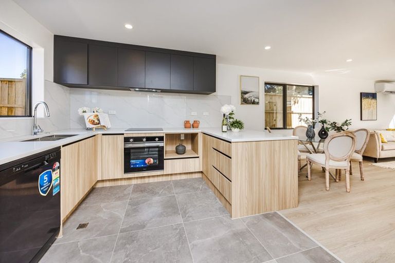 Photo of property in 13d Southview Place, Wattle Downs, Auckland, 2102