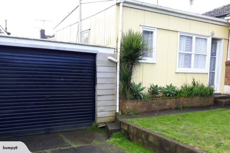 Photo of property in 73a Kenderdine Road, Papatoetoe, Auckland, 2025