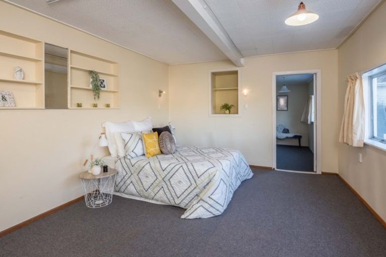 Photo of property in 51 Chaytor Street, Karori, Wellington, 6012