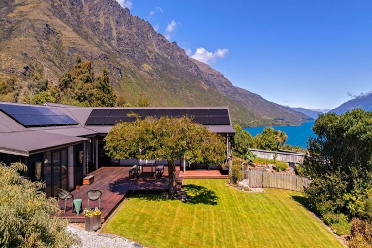 Photo of property in 968 Kingston Road, Drift Bay, Queenstown, 9371