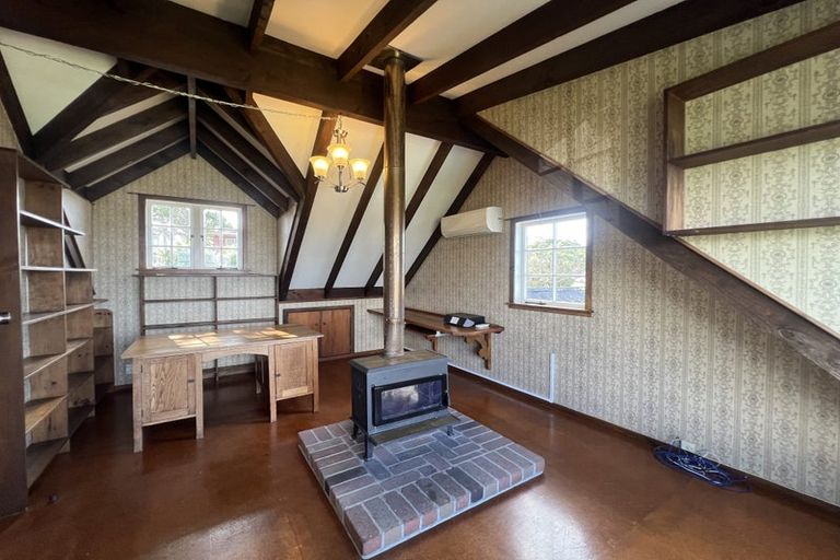 Photo of property in 41 Montgomery Avenue, Rothesay Bay, Auckland, 0630