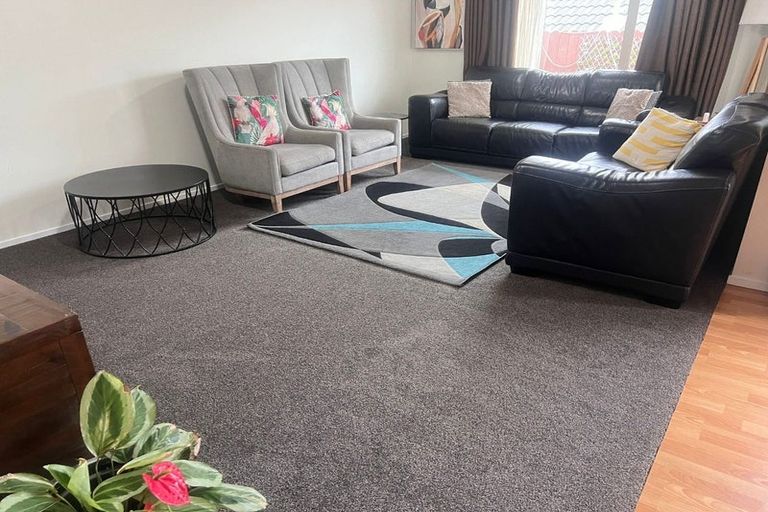 Photo of property in 13 Carrick Glen Avenue, Flat Bush, Auckland, 2019