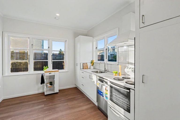 Photo of property in 18 Emmett Street, Shirley, Christchurch, 8013