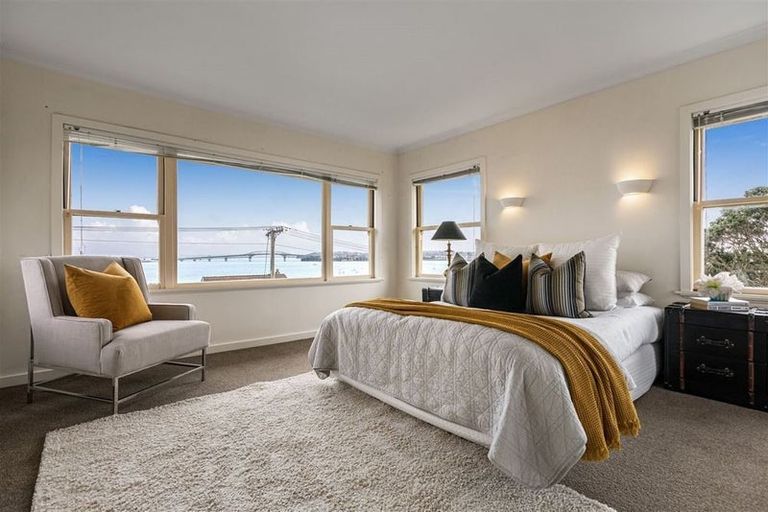 Photo of property in 85 Stanley Point Road, Stanley Point, Auckland, 0624