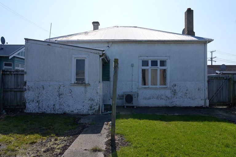 Photo of property in 19 Melbourne Street, South Dunedin, Dunedin, 9012