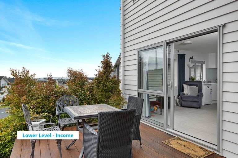 Photo of property in 60 Godfrey Drive, Orewa, 0931