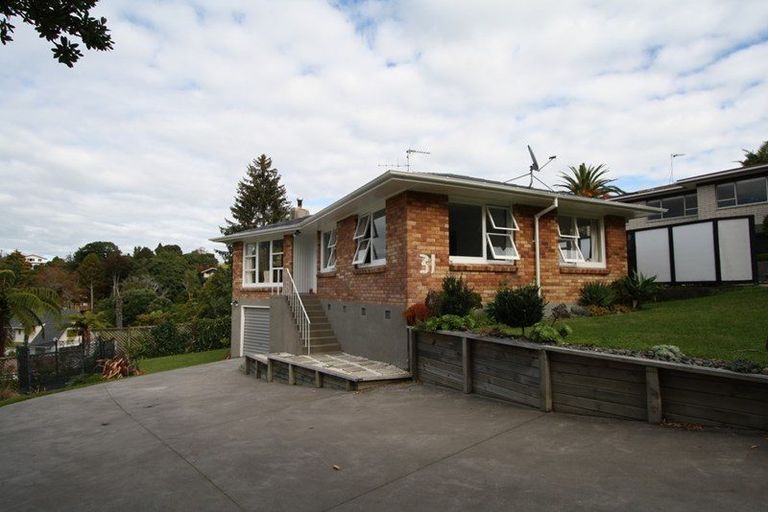 Photo of property in 31 Glenn Terrace, Otumoetai, Tauranga, 3110