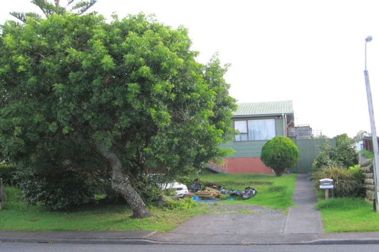 Photo of property in 73 Solar Road, Glen Eden, Auckland, 0602