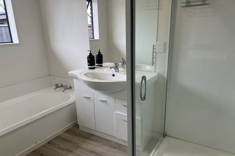 Photo of property in 83 Grafton Street, Waltham, Christchurch, 8011