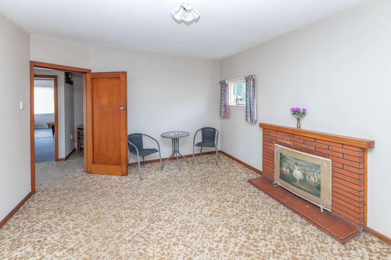 Photo of property in 395 Linwood Avenue, Bromley, Christchurch, 8062