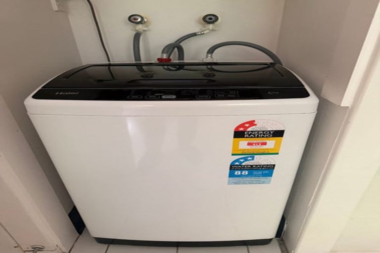 Photo of property in Parkland Flats, 17/51 Adams Terrace, Kelburn, Wellington, 6021